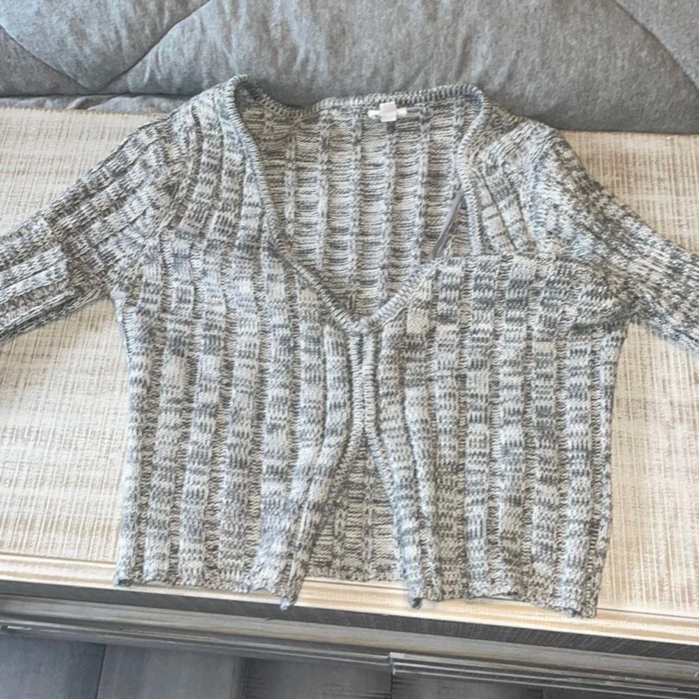 Garage long sleeve knit crop top